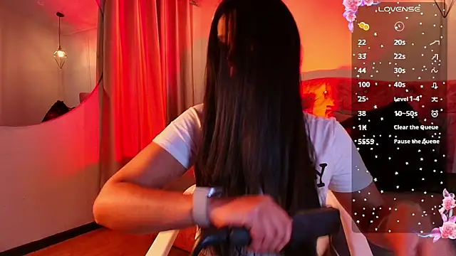 Snapshot of miaoconell chatting on 10-17-25, 08:33 miaoconell online show from 10-17-25, 08:33