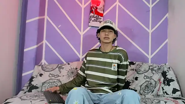 Snapshot of Maxxi_hot23 chatting on 09-26-25, 07:29 Maxxi hot23 online show from 09-26-25, 07:29