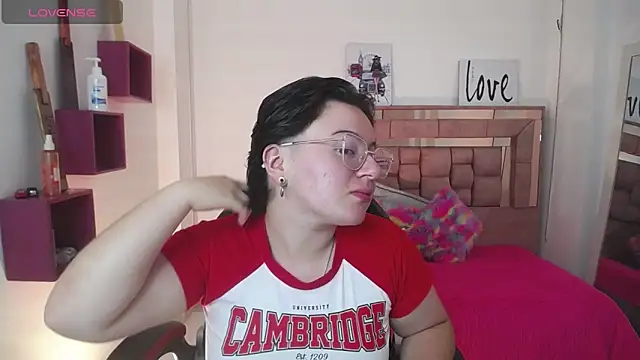 safyka online show from 11-24-25, 03:28