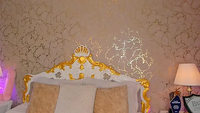 ScarlettWallace online show from 03-18-25, 08:48