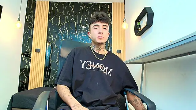 Snapshot of Patrick_Rango chatting on 02-07-26, 03:21 Patrick Rango online show from 02-07-26, 03:21