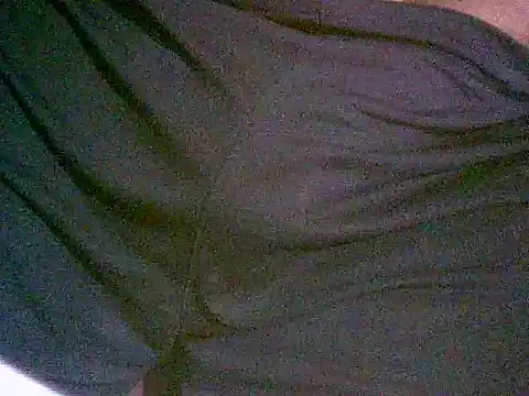 Snapshot of EroticMonster chatting on 10-23-25, 10:19 EroticMonster online show from 10-23-25, 10:19