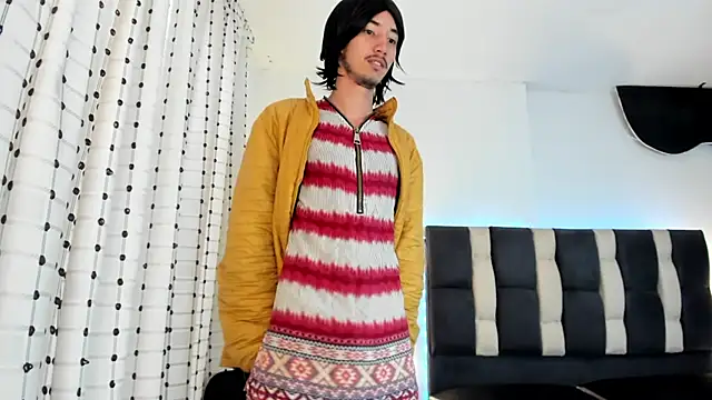 loverisu-coral online show from 01-12-26, 07:08