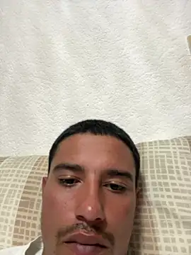 Snapshot of Maxxxxxsanchessss chatting on 04-01-26, 12:22 Maxxxxxsanchessss online show from 04-01-26, 12:22