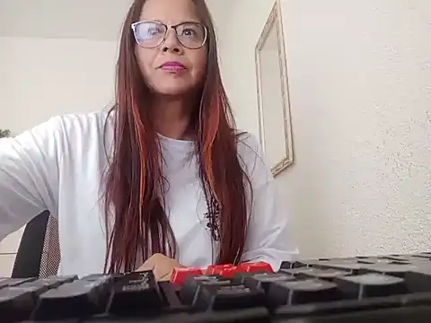 Snapshot of Novata chatting on 03-17-25, 02:23 Novata online show from 03-17-25, 02:23