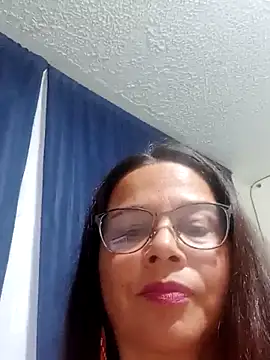 Snapshot of Novata chatting on 03-21-25, 11:12 Novata online show from 03-21-25, 11:12