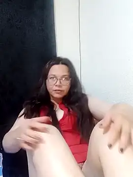 Snapshot of Novata chatting on 11-25-25, 01:27 Novata online show from 11-25-25, 01:27