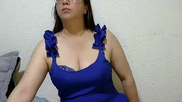 Snapshot of Novata chatting on 01-14-26, 02:28 Novata online show from 01-14-26, 02:28