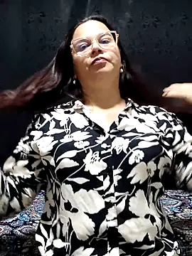 Snapshot of Novata chatting on 02-15-26, 08:16 Novata online show from 02-15-26, 08:16