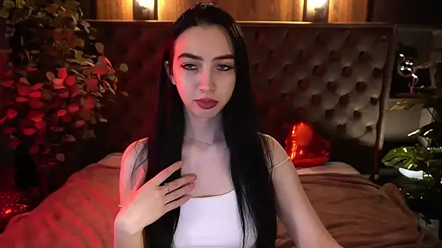 WildKittenX  online show from 02-08-26, 06:39