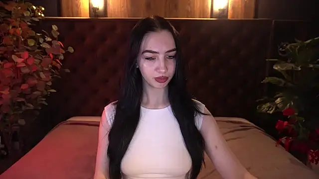 WildKittenX  online show from 04-09-26, 06:19