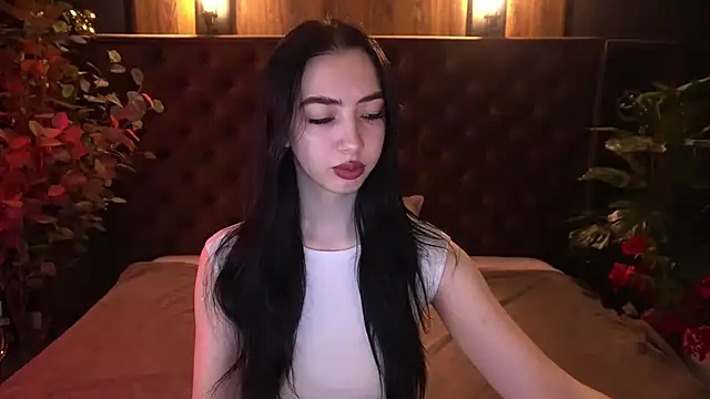 WildKittenX  online show from 04-12-26, 05:34