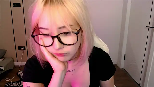 ka00ru chan online show from 07-21-26, 01:24