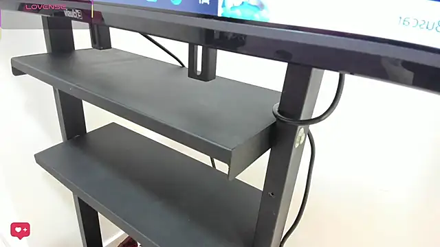 Bonniie 22 online show from 03-11-25, 09:04