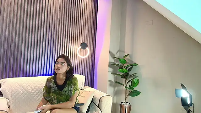 mary cute9 online show from 03-10-25, 12:15