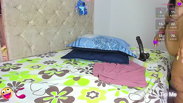 Snapshot of LunaaSweett chatting on 01-31-26, 07:11 LunaaSweett online show from 01-31-26, 07:11