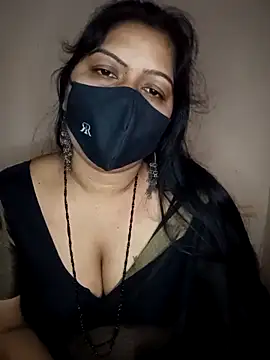 Snapshot of Bagi-Sexy chatting on 12-17-25, 09:43 Bagi-Sexy online show from 12-17-25, 09:43