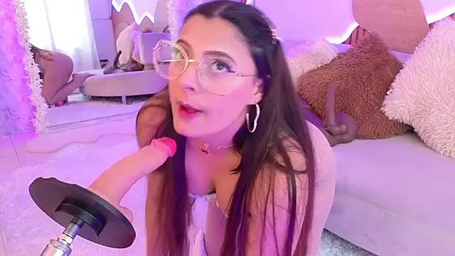 madisonjones- online show from 11-28-25, 07:16