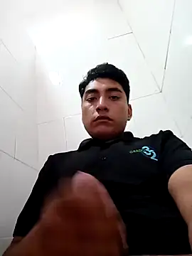 crisssalazar online show from 04-20-26, 09:38