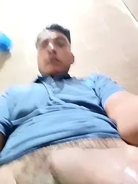 crisssalazar online show from 04-26-26, 01:14