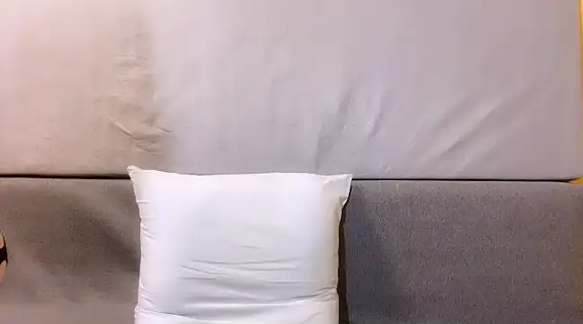 Snapshot of SweetLemonade chatting on 02-26-25, 09:05 SweetLemonade online show from 02-26-25, 09:05