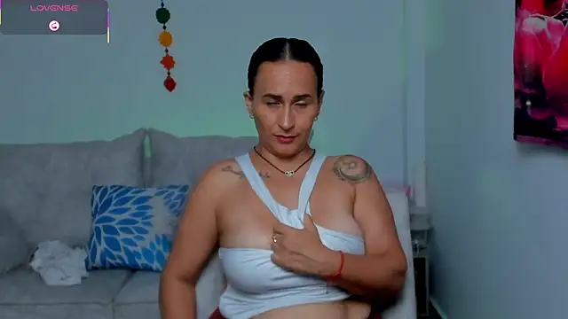 Sara Charmy online show from 04-29-26, 05:30