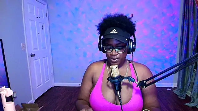 Snapshot of lovelyenigma365 chatting on 03-22-26, 01:53 lovelyenigma365 online show from 03-22-26, 01:53