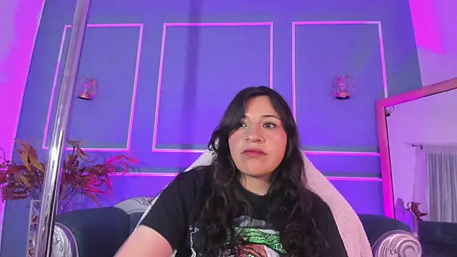 TaraTaylorr online show from 10-22-25, 02:34