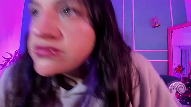 TaraTaylorr online show from 02-16-26, 03:35