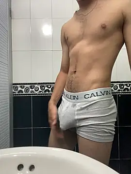 18 ALExxx online show from 05-03-26, 05:46