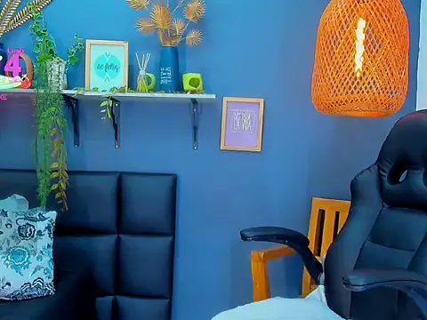 yessila parker online show from 02-03-26, 10:20