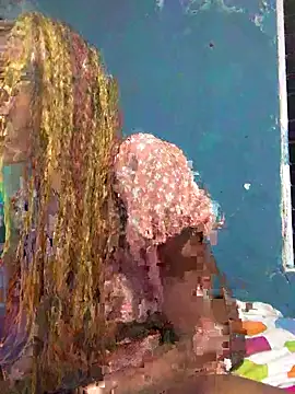 Ladyzee25 online show from 10-30-25, 12:12