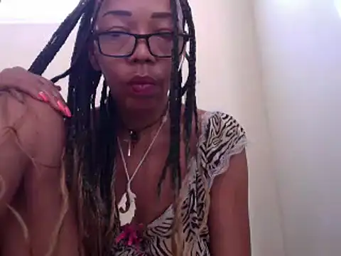 Ladyzee25 online show from 07-20-26, 11:34