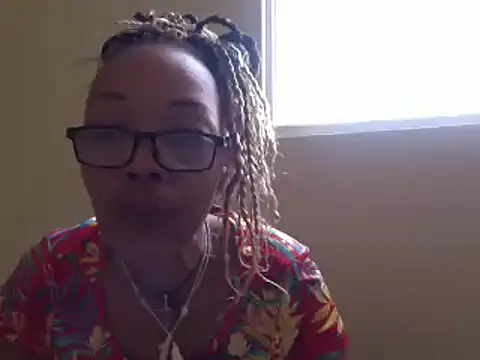 Ladyzee25 online show from 07-28-26, 06:20