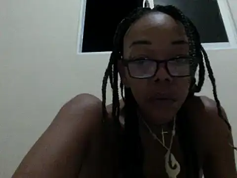 Ladyzee25 online show from 08-09-26, 04:06