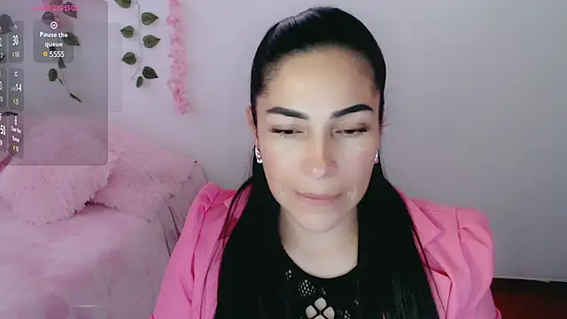 Snapshot of luna_lgomez_ chatting on 03-12-25, 11:09 luna lgomez  online show from 03-12-25, 11:09