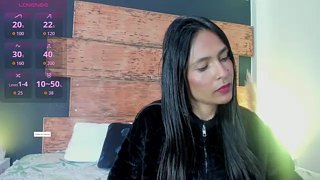 Fernanda liie  online show from 07-27-26, 12:45