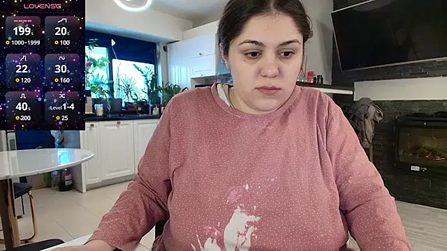 Layla- online show from 02-20-25, 11:31