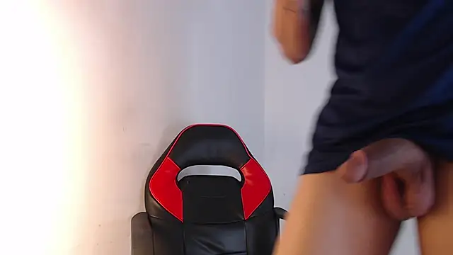 adam levis17 online show from 10-18-25, 04:04