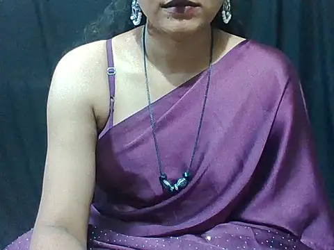 Snapshot of sugandha_bhabhi chatting on 11-10-25, 05:23 sugandha bhabhi online show from 11-10-25, 05:23