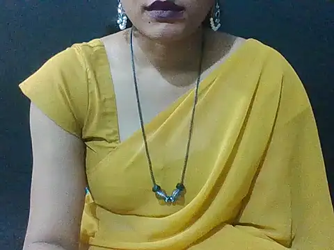 Snapshot of sugandha_bhabhi chatting on 01-13-26, 04:45 sugandha bhabhi online show from 01-13-26, 04:45