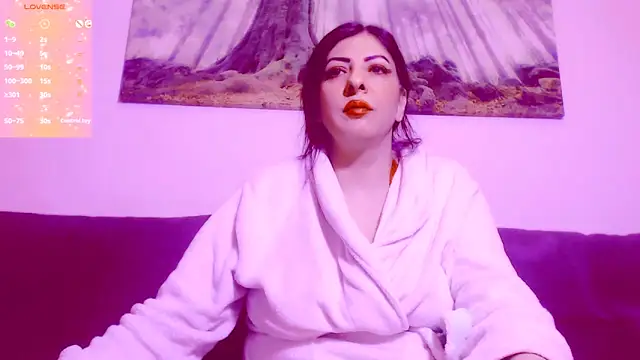 Alina eve online show from 03-25-26, 06:36