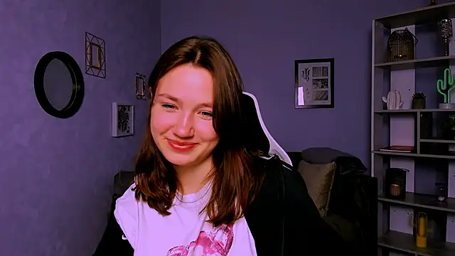 Snapshot of helli_belli chatting on 03-10-25, 09:40 helli belli online show from 03-10-25, 09:40