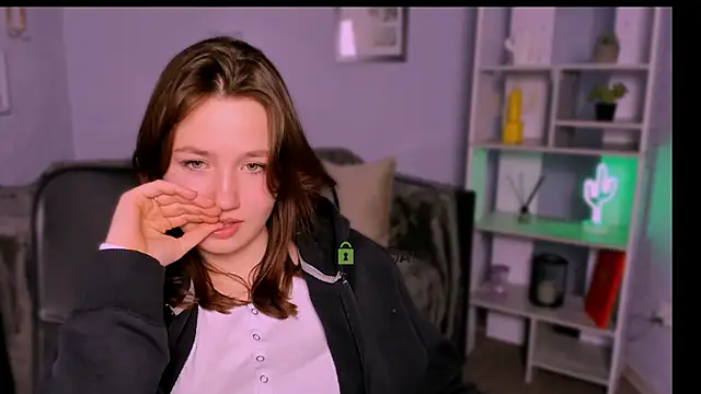 Snapshot of helli_belli chatting on 03-14-25, 11:53 helli belli online show from 03-14-25, 11:53