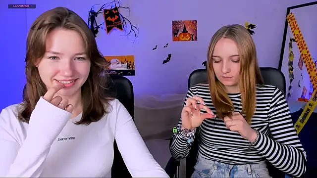 Snapshot of helli_belli chatting on 10-24-25, 07:10 helli belli online show from 10-24-25, 07:10