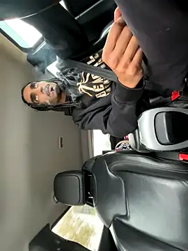 Snapshot of bigjayy1000 chatting on 10-28-25, 03:36 bigjayy1000 online show from 10-28-25, 03:36