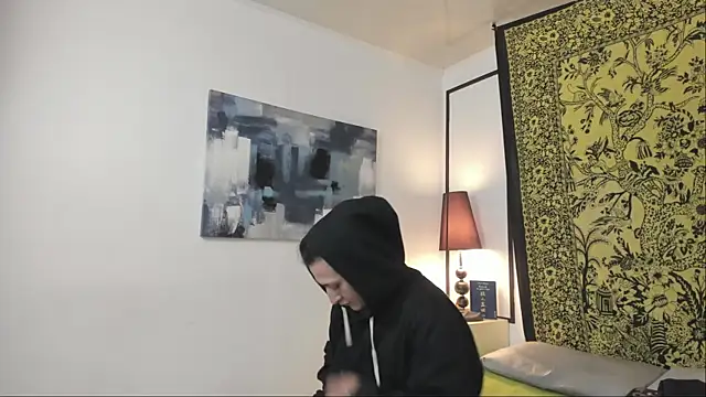 Aria and orien online show from 11-27-25, 11:12