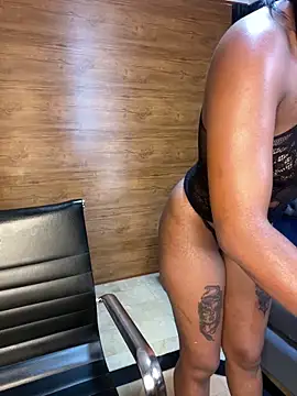 PinkyMoon online show from 03-02-26, 07:37