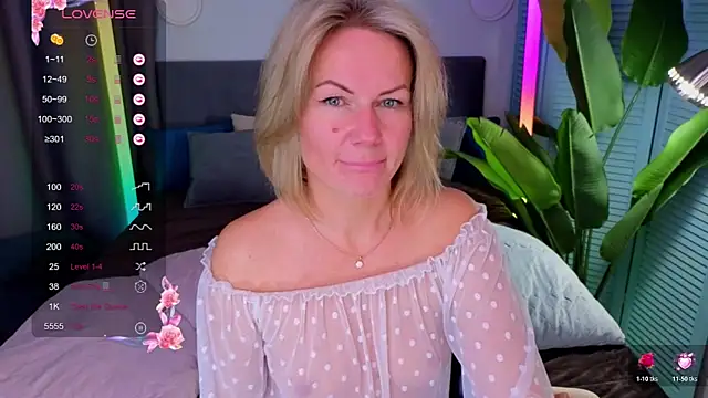 Snapshot of AssolMonet chatting on 02-01-26, 08:13 AssolMonet online show from 02-01-26, 08:13