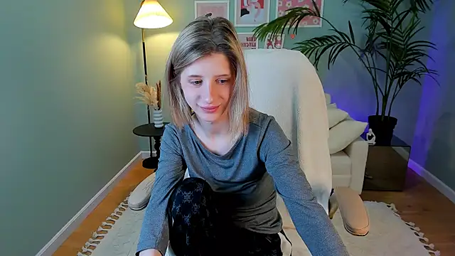 Snapshot of amorearte_m chatting on 03-01-25, 03:53 amorearte m online show from 03-01-25, 03:53